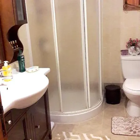 Charming House In + Jacuzzi *