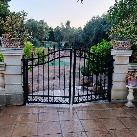 Charming House In + Jacuzzi Siggiewi