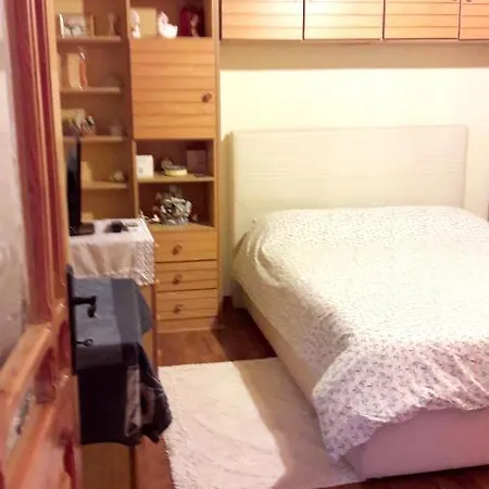 Charming House In + Jacuzzi