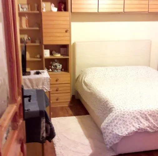 Charming House In + Jacuzzi