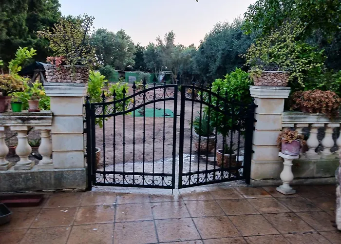 Charming House In + Jacuzzi Siggiewi